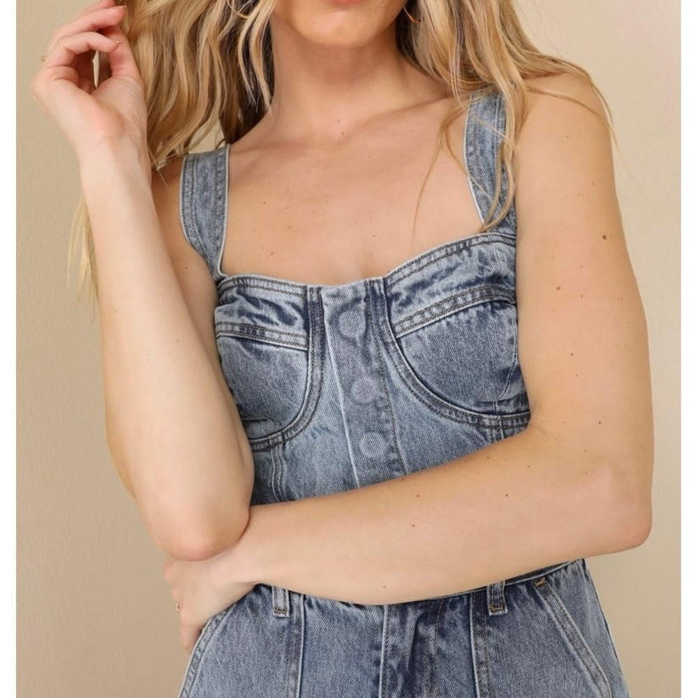 NWT Lulus Fresh Perfection Light Wash Bustier Sleeveless Denim Jumpsuit Large - Picture 2 of 5